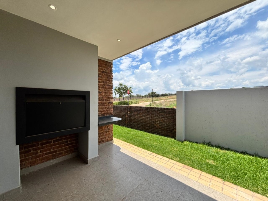 To Let 3 Bedroom Property for Rent in Helderzicht Eco Estate North West